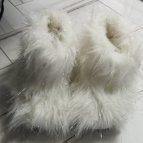 None Other - Cozy baby walker boots